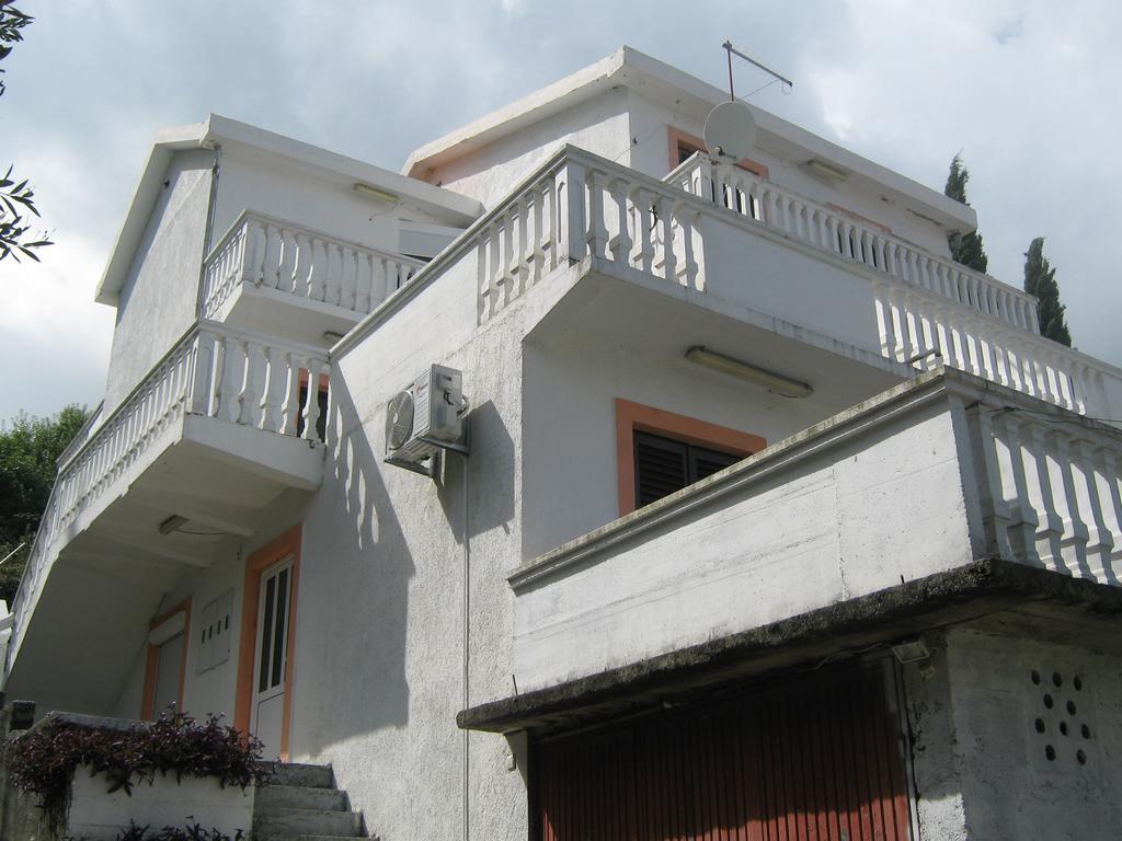 Apartments Ceca Tivat Extérieur photo