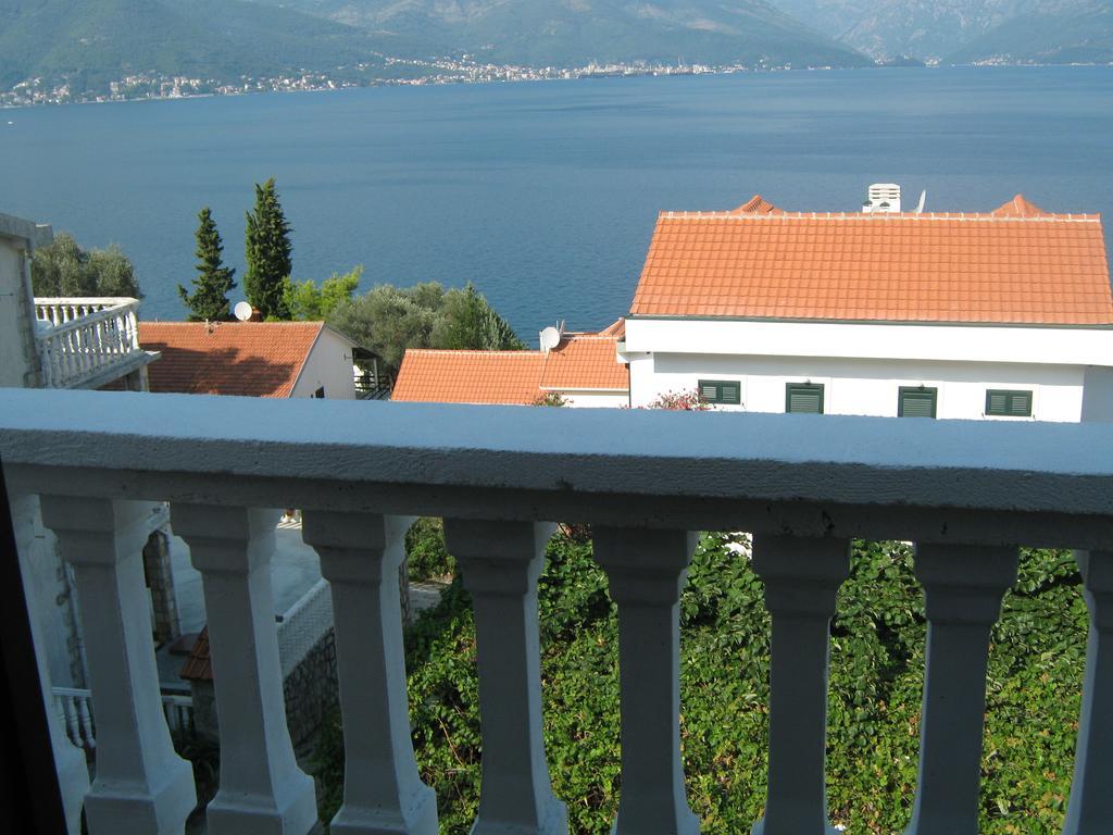 Apartments Ceca Tivat Extérieur photo