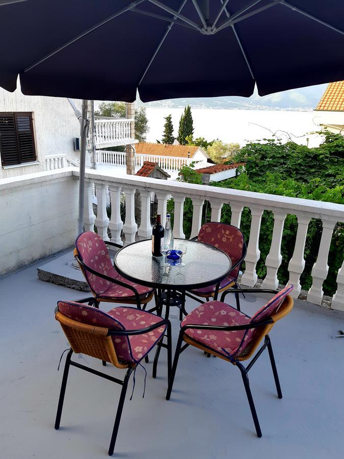 Apartments Ceca Tivat Extérieur photo
