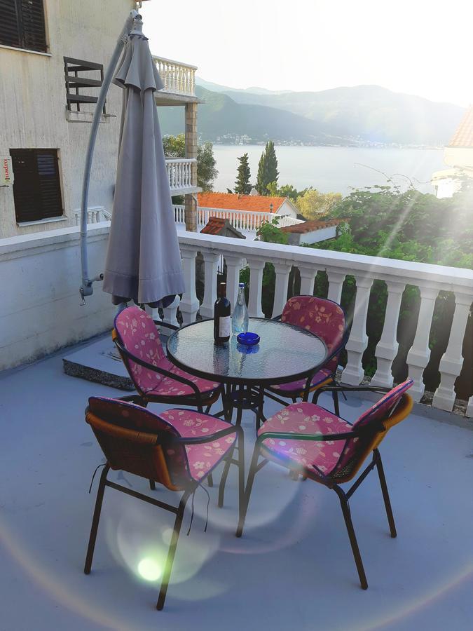 Apartments Ceca Tivat Extérieur photo