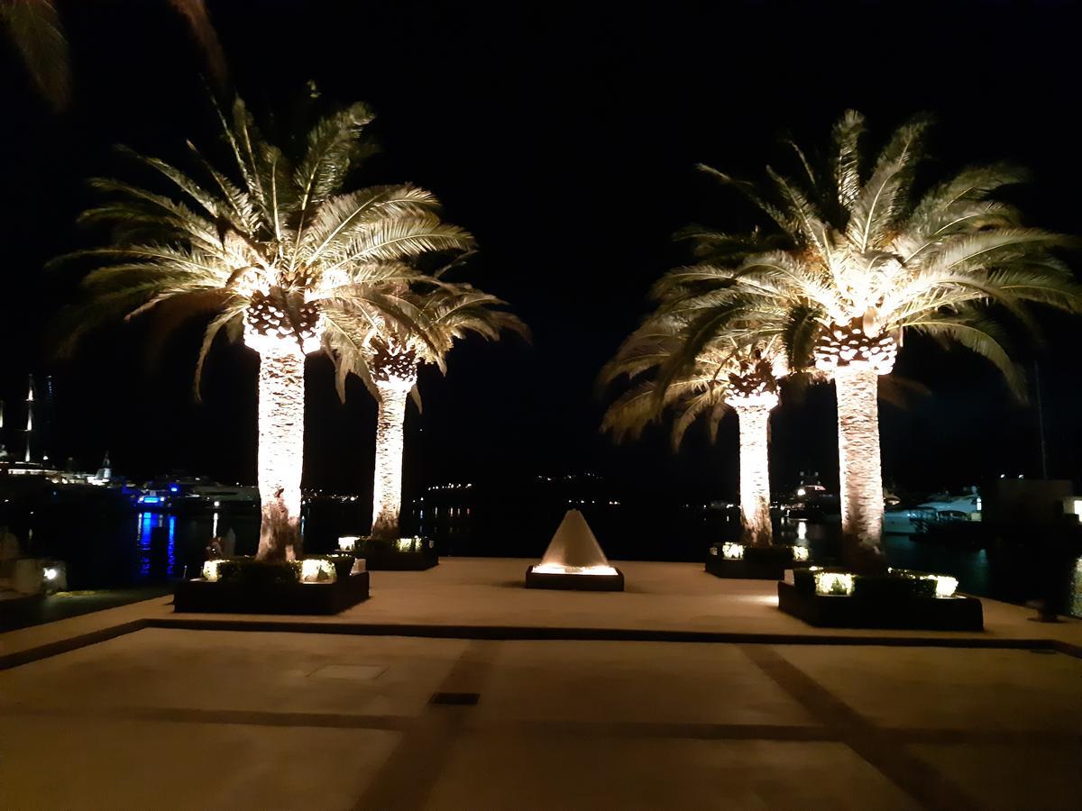 Apartments Ceca Tivat Extérieur photo