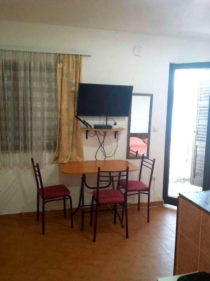 Apartments Ceca Tivat Extérieur photo