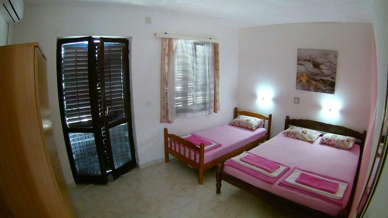 Apartments Ceca Tivat Extérieur photo