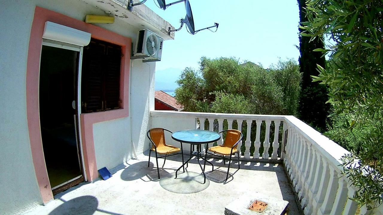 Apartments Ceca Tivat Extérieur photo