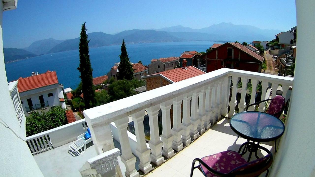 Apartments Ceca Tivat Extérieur photo